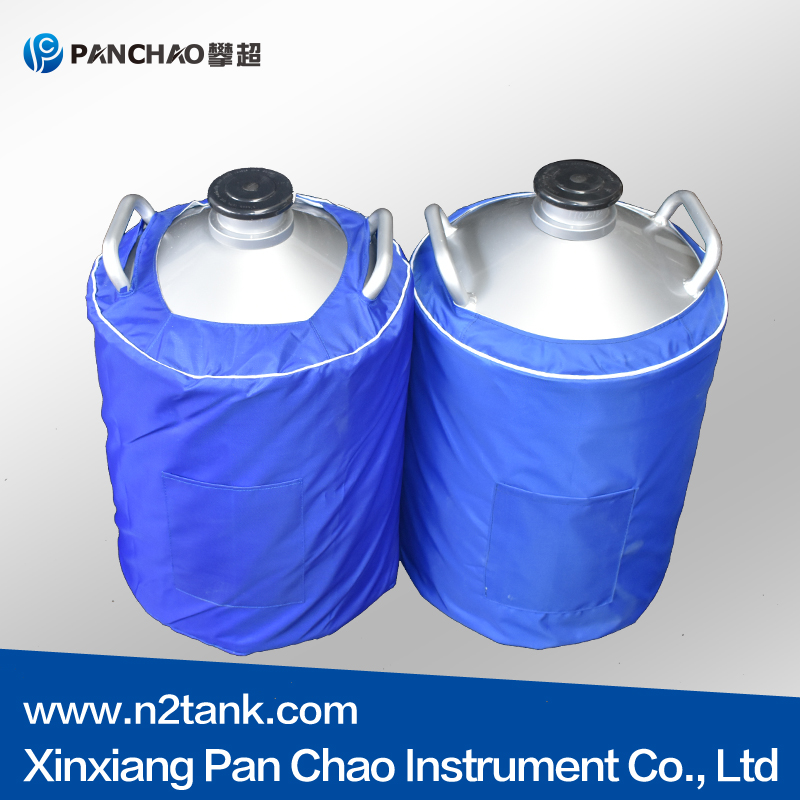 Protable liquid nitrogen storage tanks